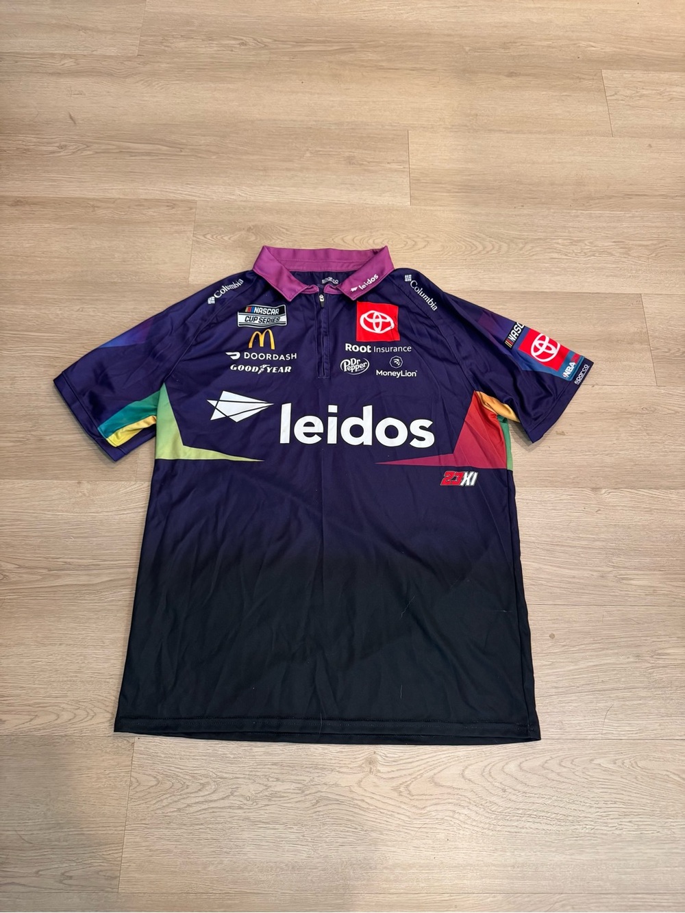 Bubba Wallace #23 2023 Leidos Nascar Crew Shirt Size XL Autographed signed
